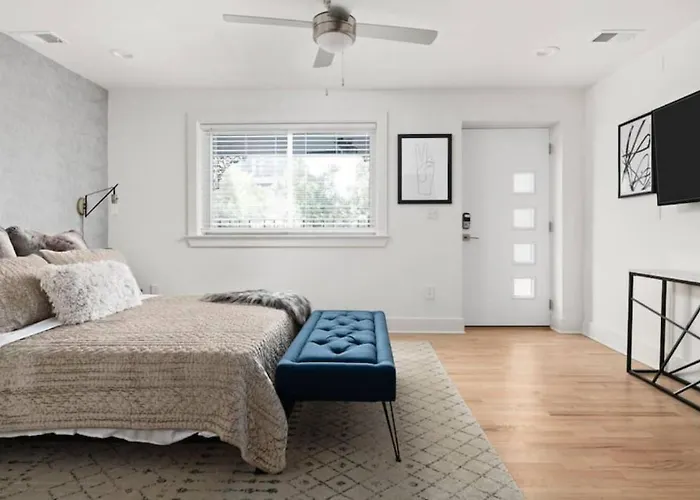 Crescent Furnished Apartments