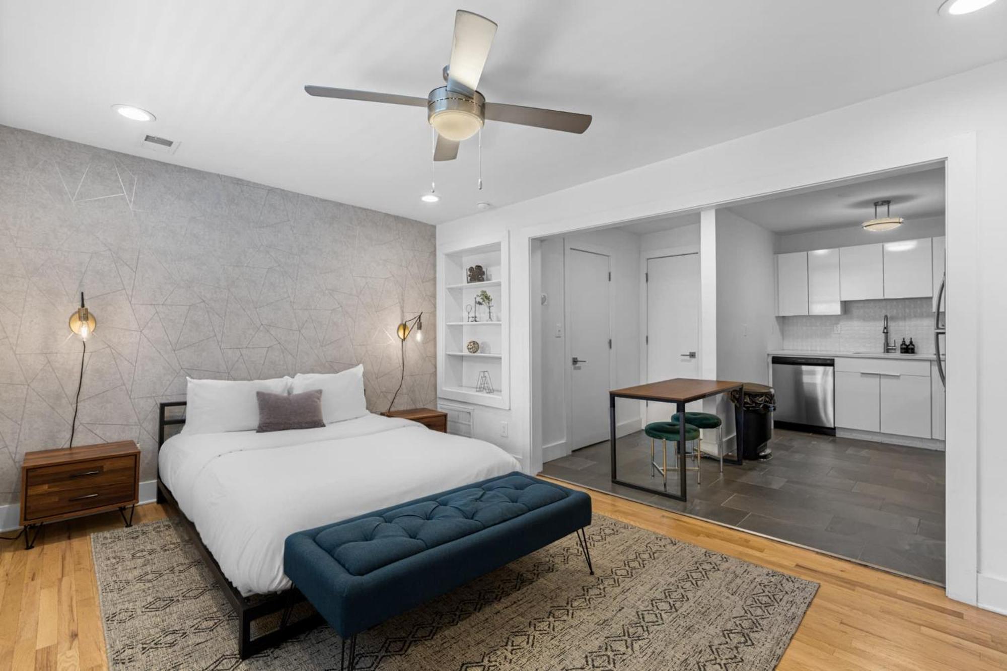 Crescent Furnished Apartment